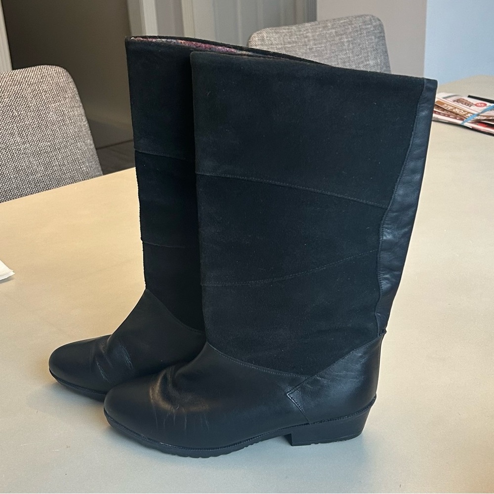 Naturalizer Black Winter Boots. size 6.5